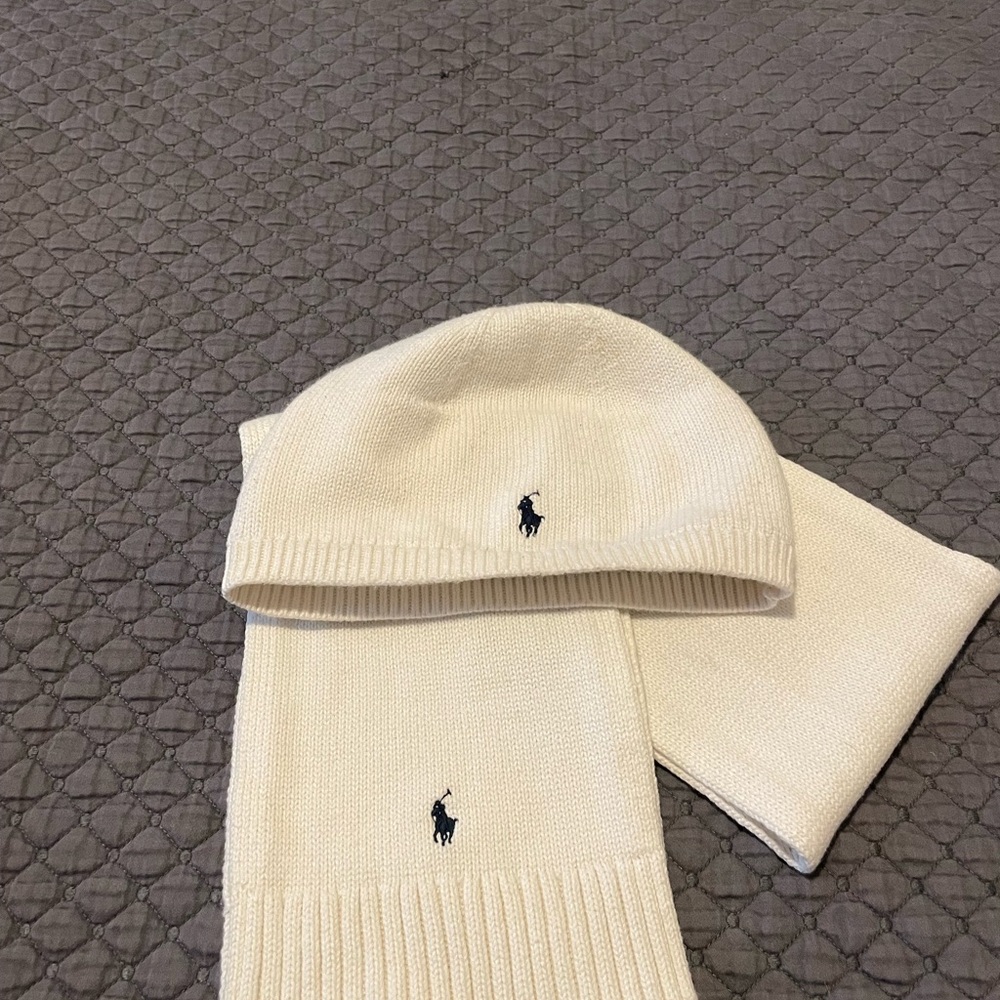 Ralph Lauren Cream Knit Hat and Scarf Set